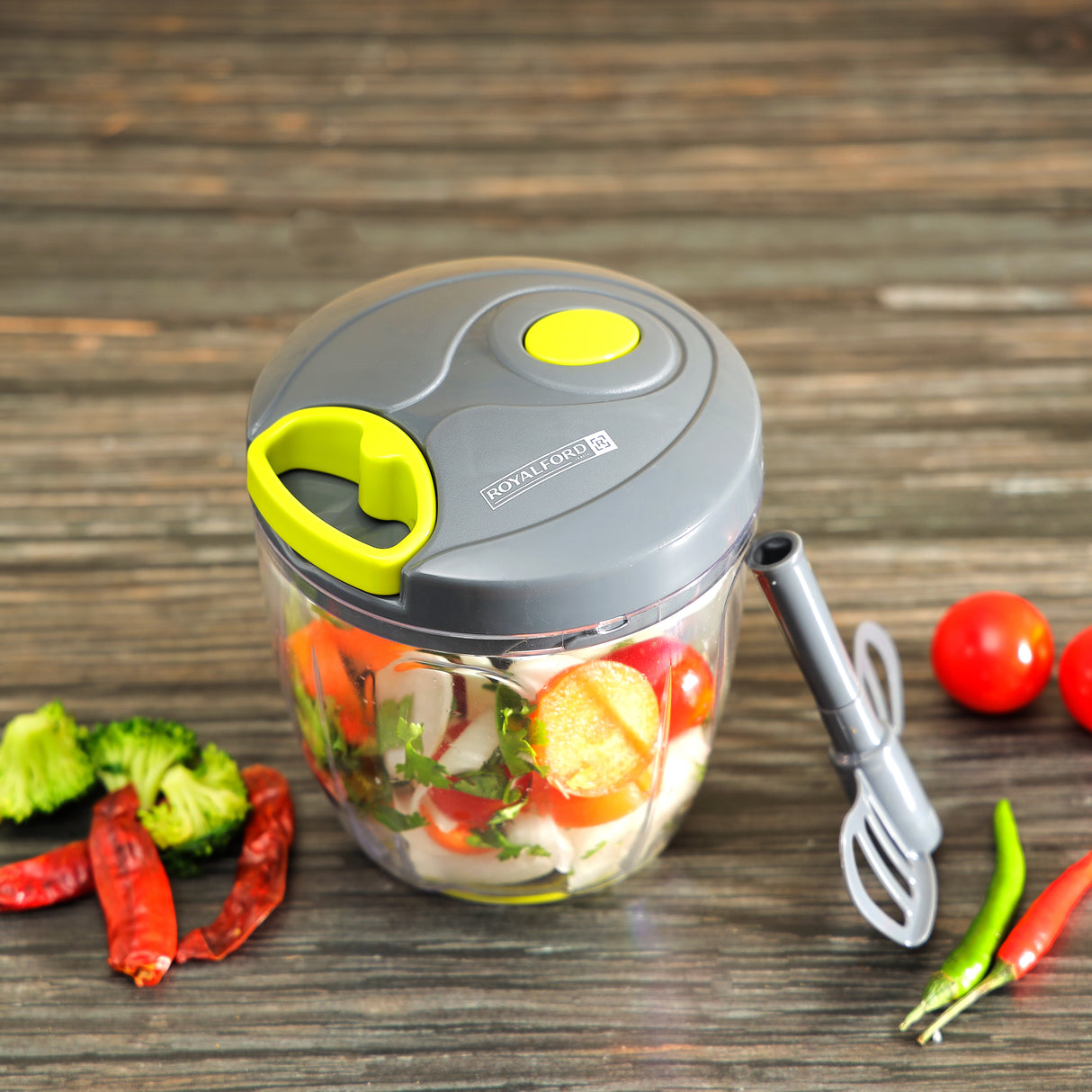 Royalford RF9785 Multi-Purpose Pull Chopper| 900ml Capacity, 5PCS Stainless Steel Blades, Durable ABS Handle & PP Lid, Egg Beater Attachment |Manual BPA-Free Food Chopper