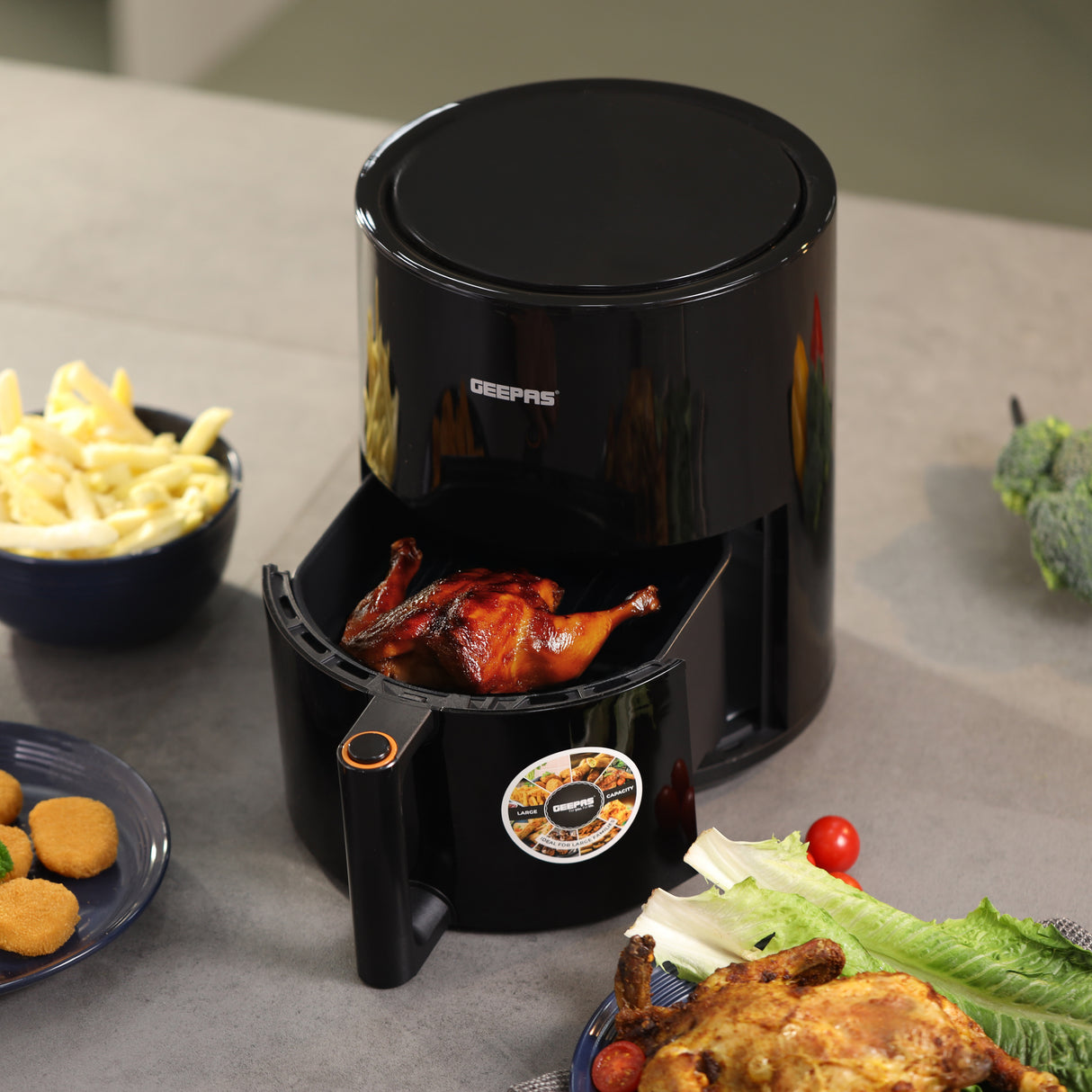Geepas Digital Air Fryer- GAF37501T/ 4.0 Liter Capacity, Oil Free Cooking, 60 Min Timer, Temperature 80-200 Degree Celsius/ 8 Preset Programs, 2 Years Warranty, Black