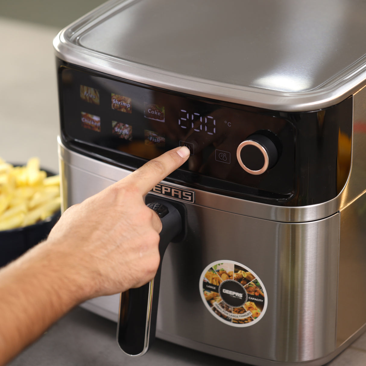Geepas GAF37534T 8L Stainless Steel Digital Air Fryer | Oil-Free Cooking | 6 Preset Programs, 60 Min Timer, 70–200°C Temp | Ideal for Fries,  Bread Etc | 2 Years Warranty
