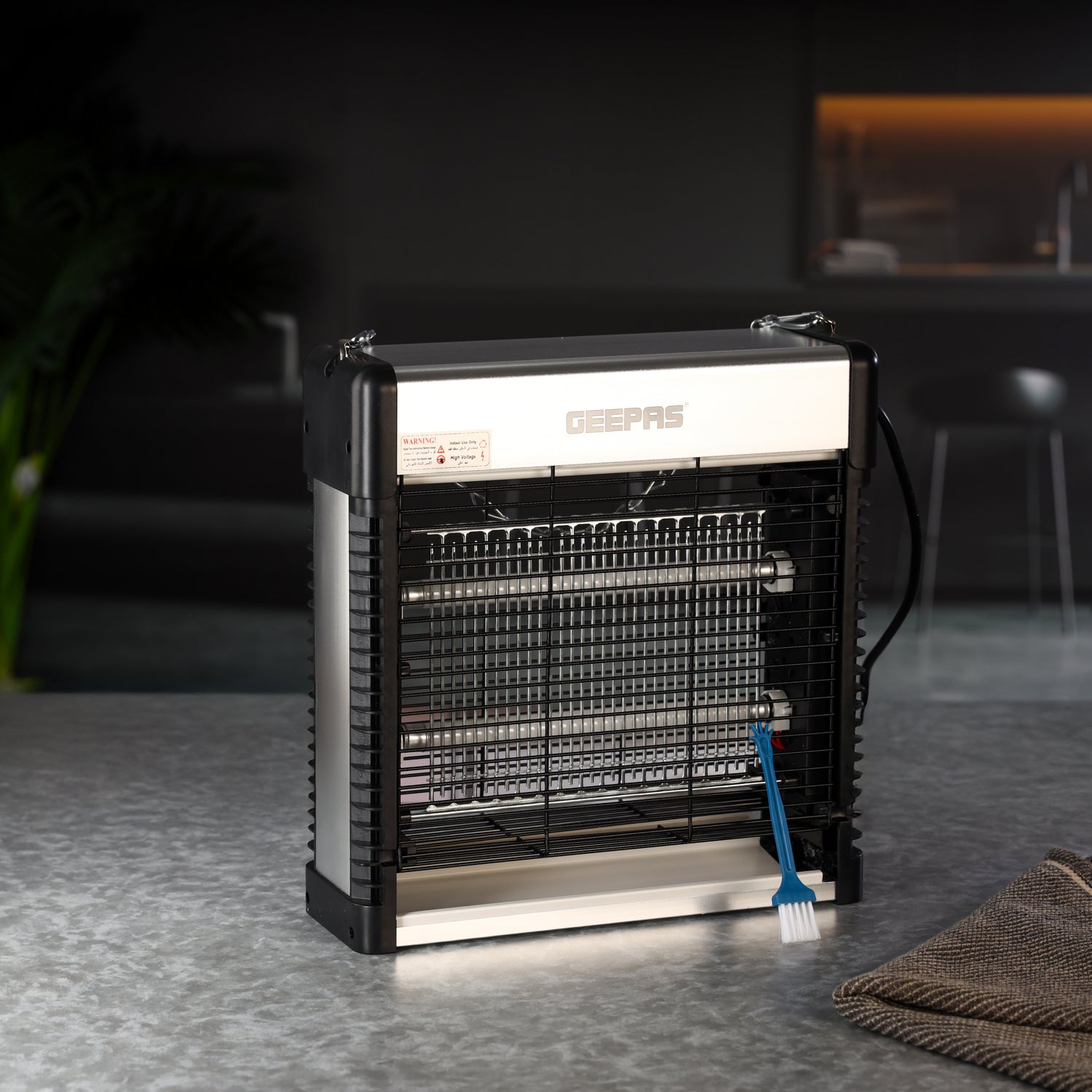 Geepas GBK25609 Electric Insect Killer | 12W UV Tube Mosquito & Fly Killer | Pollution-Free Pest Control | Low Power| No Toxic Fumes| Easy to Clean |2 Years Warranty