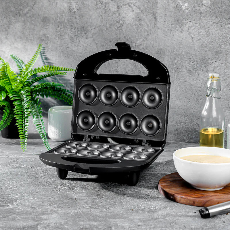 Geepas Donut Maker GDM36532 | 8 Pcs Capacity | 650–780W Power| Non-Stick Plates| Cool-Touch Housing | Compact Upright Storage| Skid-Resistant Feet | 2 Years Warranty