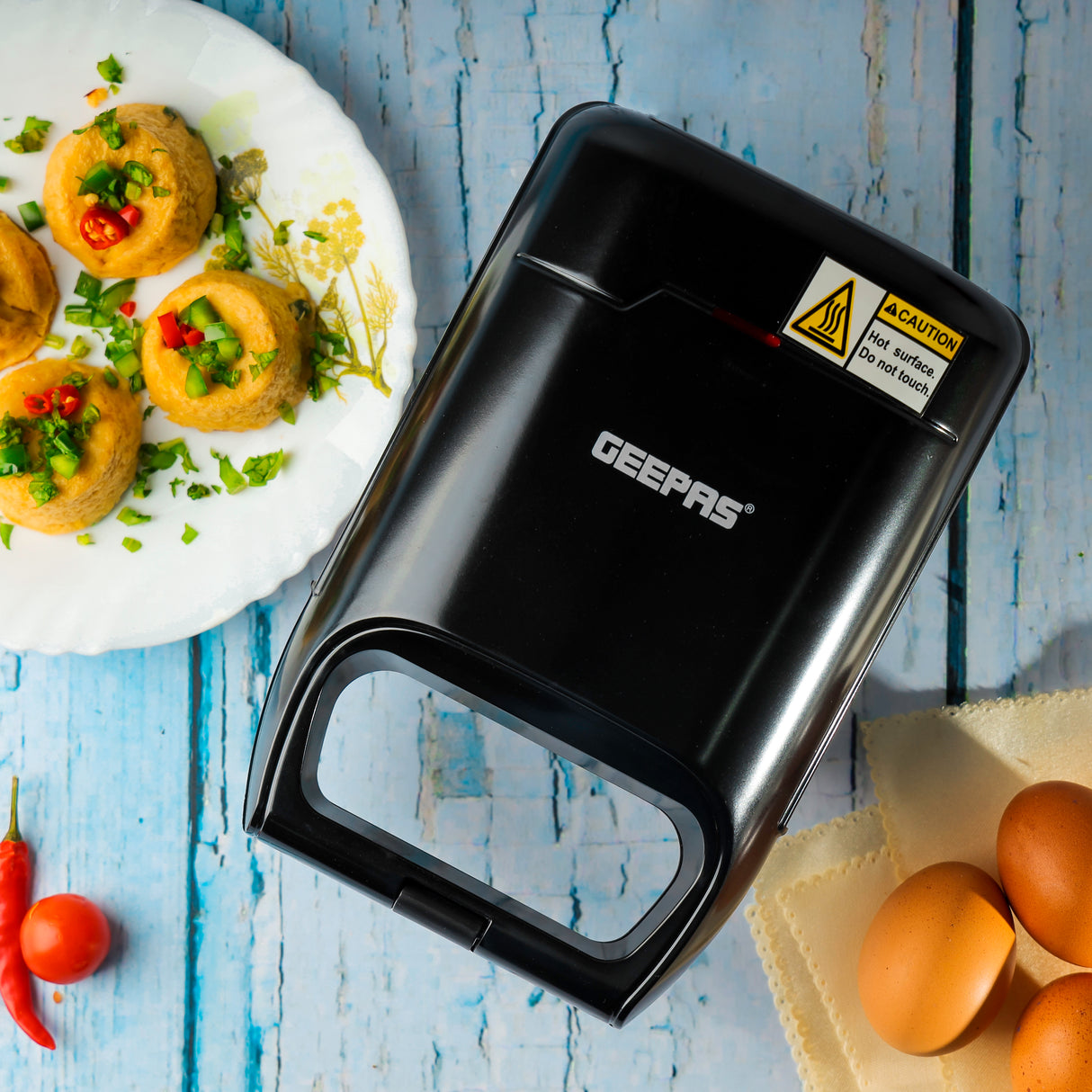 Geepas Egg Bite Maker GEM63049 | 600W Powerful Motor | Non-Stick Cooking Plates | Prepare 4 Egg Bites at a Time | Quick, Easy & Healthy Breakfast Maker for Home Use