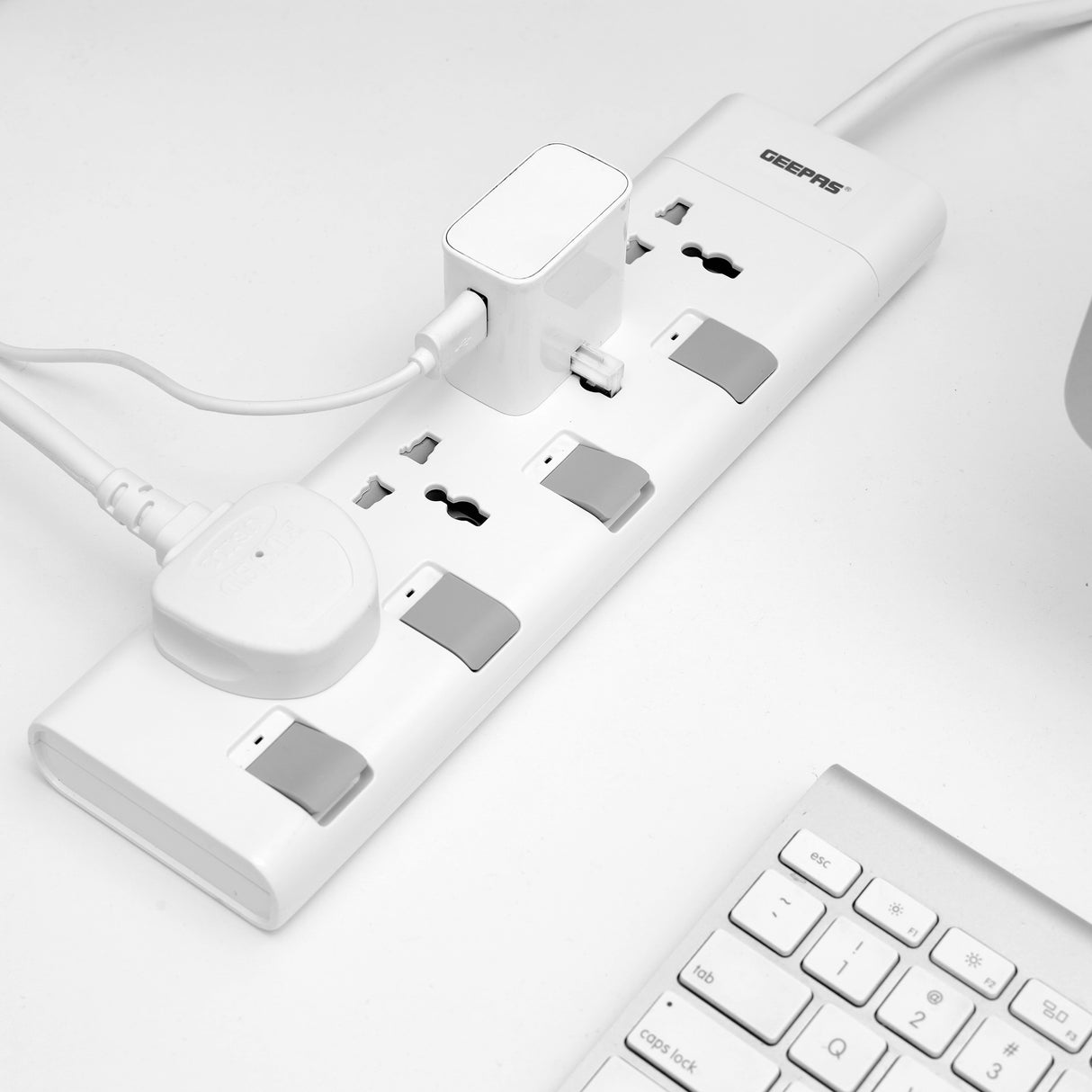 Geepas Extension Socket, 4 Ways | 3m Cord Length | GES4091 | Power Extension Socket | Multi Plug Power Cable | High Quality, Heavy Duty Power Switch