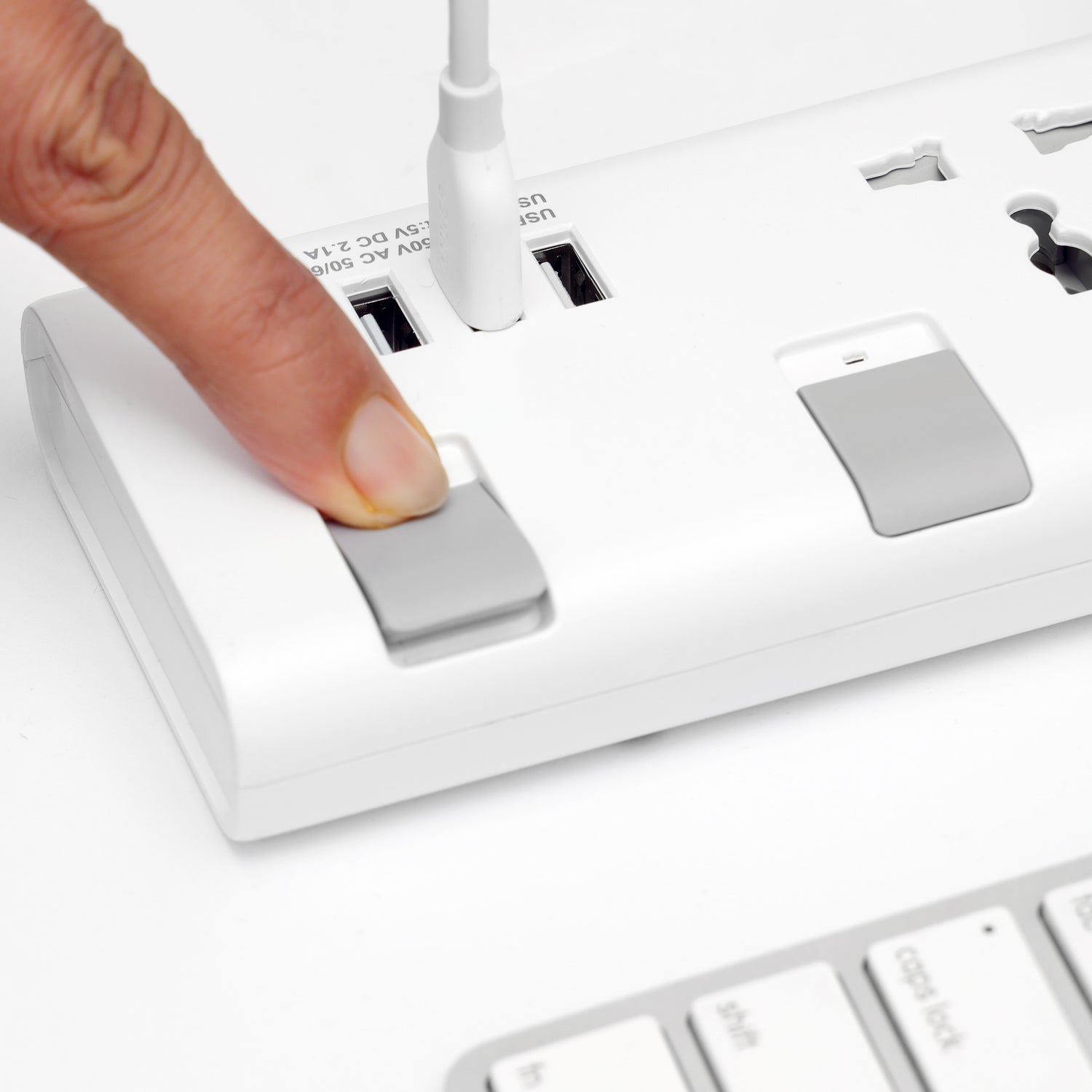 Geepas Extension Socket, 3 Ways, 5m Cord Length | GES5803 | Power Extension Socket | Multi Plug Power Cable | High Quality, Heavy Duty Power Switch