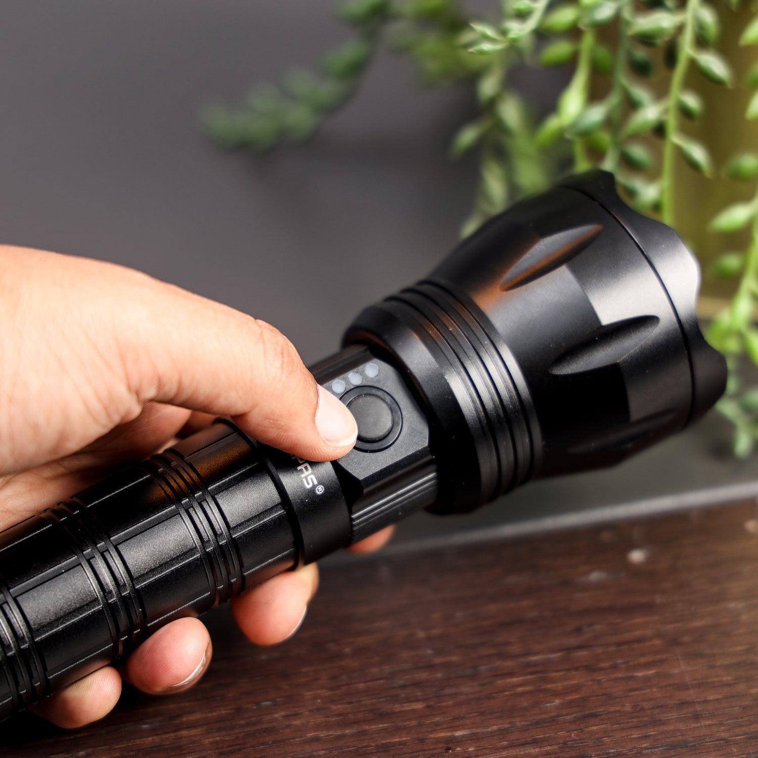 Geepas Zoomable LED Flashlight with Power Bank- GFL4650/ 30 W Lazer LEDs,12 Hours Continuous Working/2 Modes, High and Low, 3000 Lumens Torch Light,Type-C Charging/ Black