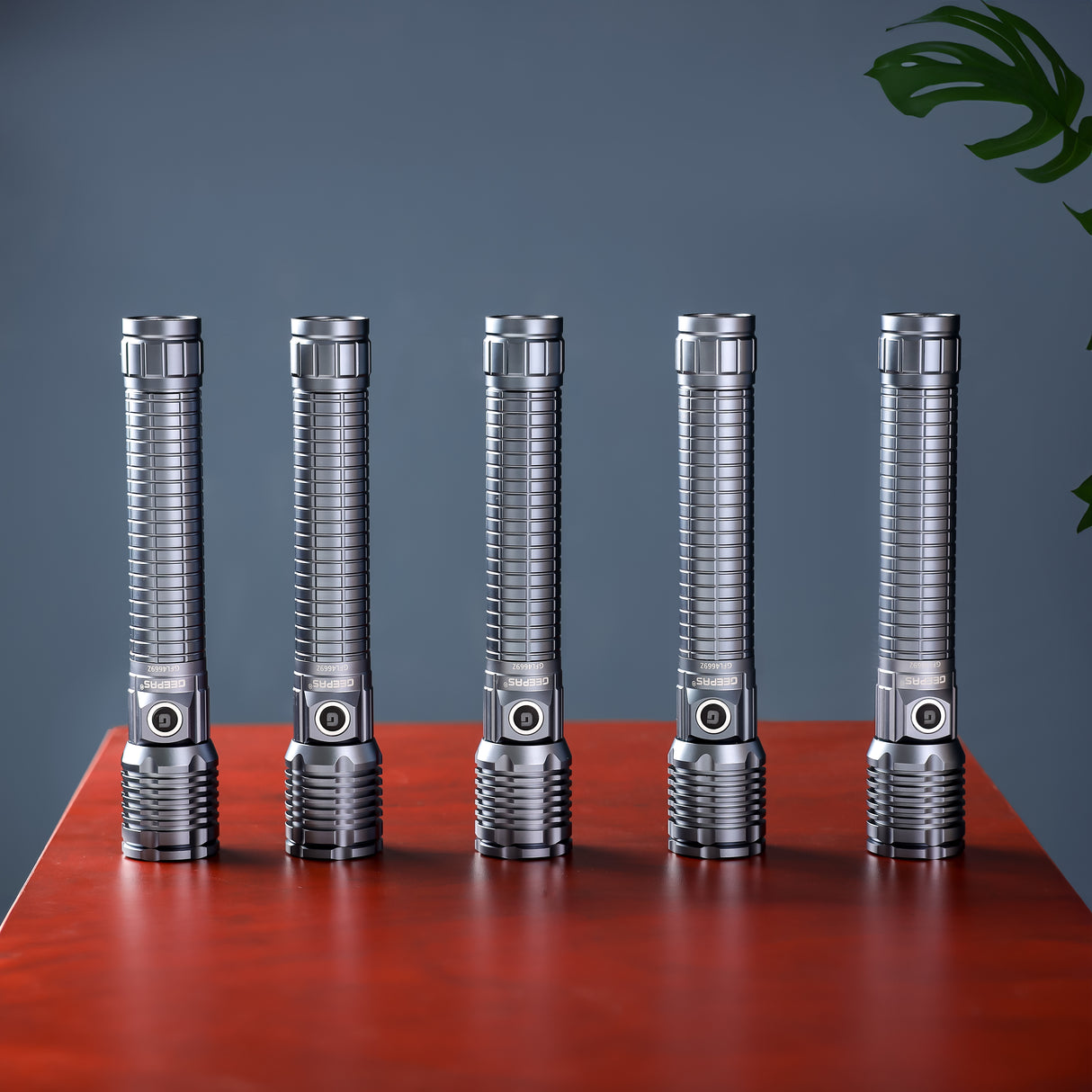 Geepas Zoomable LED Flashlight-GFL4669 5Pcs Combo/ 25W High Power 6000mAh Battery with Aircraft Aluminium Alloy Body/ 10 Hours Working Time/Type-C Charging