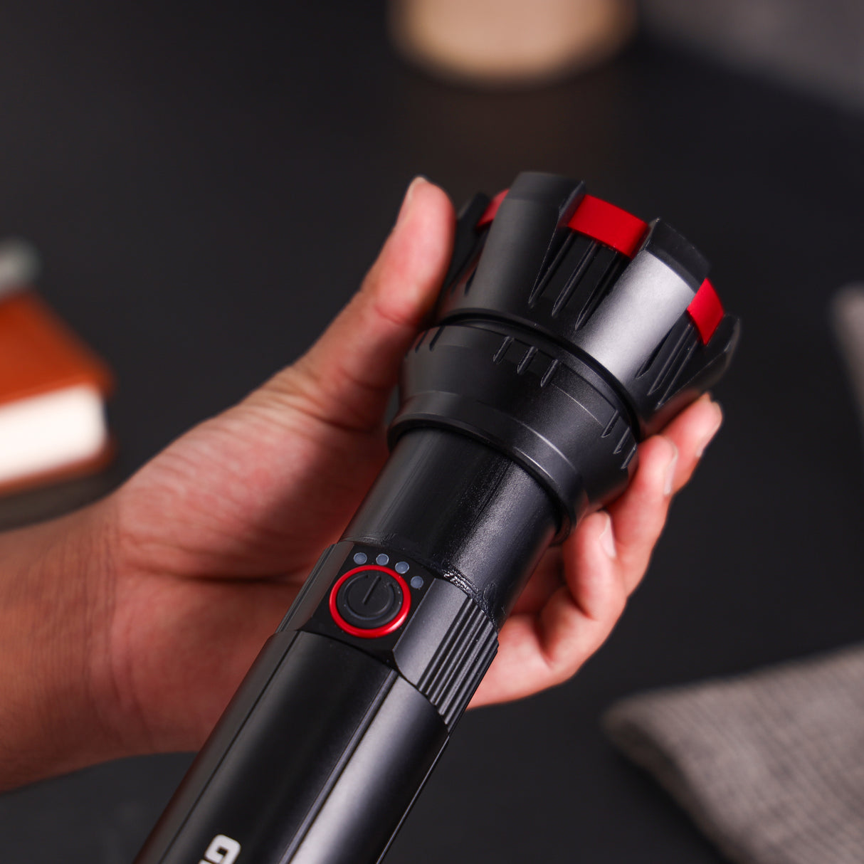 Geepas Zoomable LED Flashlight- GFL51080Z | 30W, 3000 Lumens | 2 Lighting Modes | 10Hrs Runtime | Battery Level Indicator | Lithium Battery | Black, Lifetime Warranty