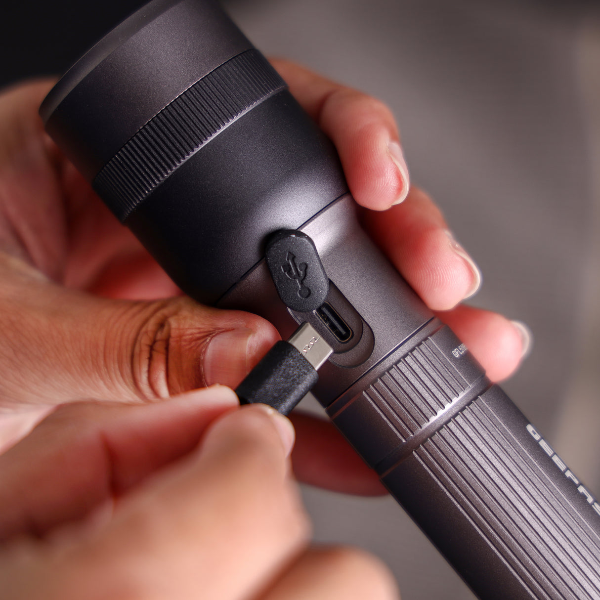 Geepas Zoomable LED Flashlight- GFL51095Z/ 20W, Perfect for Indoor and Outdoor Use, 10 Hours Continuous Working/Lithium Battery, 1500 Lumens/ Black, Lifetime Warranty