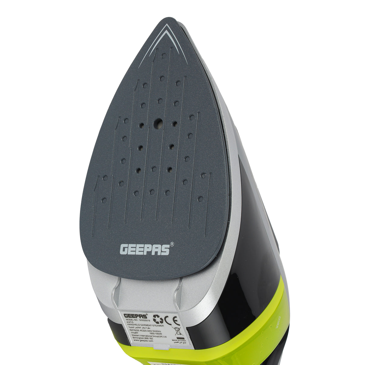 Geepas GGS25019 Handheld Garment Steamer | 1650–1950W | 170ml Water Tank | Ceramic Soleplate | 30g/min Steam | Travel-Friendly & Vertical Ironing | 2 Years Warranty