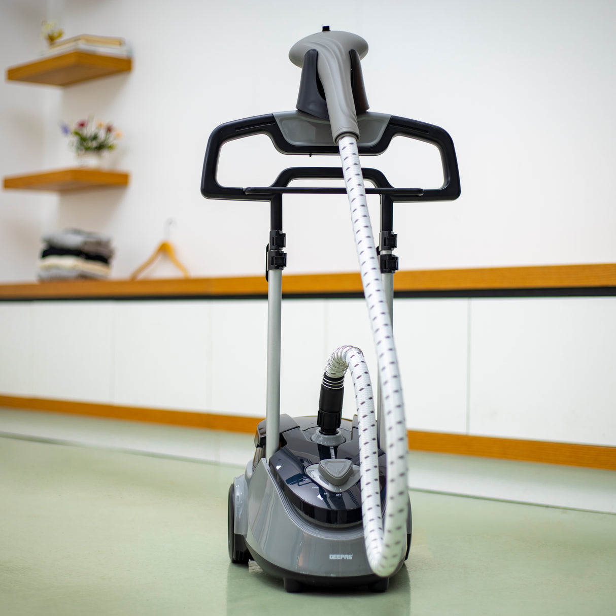 Geepas GGS25032 Garment Steamer | 2.6L Water Tank, 1800W Power | 3 Steam Settings| Dual Bar Support | Thermostat Protection | Chemical-Free Steam | 2 Years Warranty