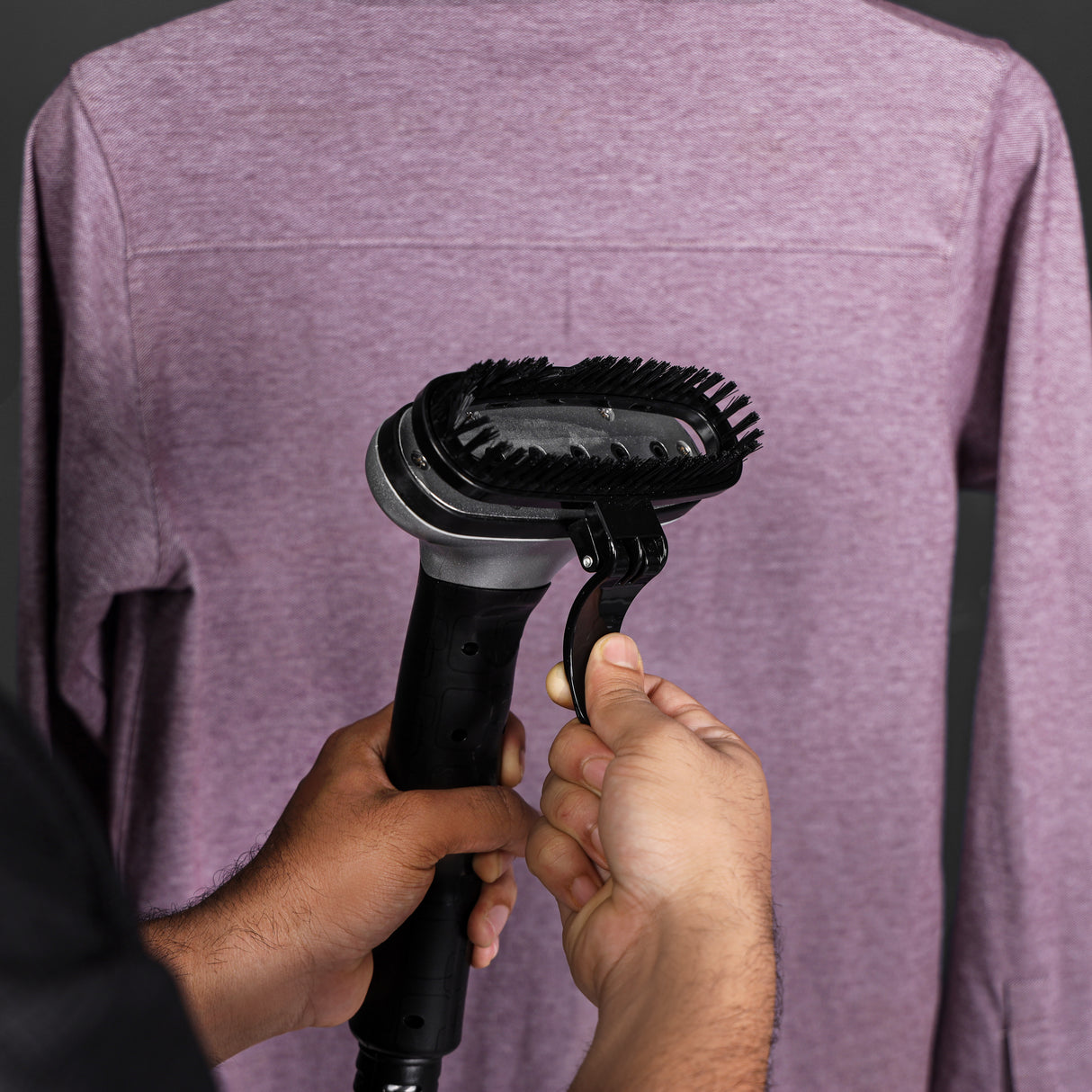 Geepas GGS9254 Pro Style Garment Steamer | 2200W Powerful Upright Steamer with 3L Water Tank | Fast Heat-Up | Continuous Steam | Adjustable Pole |  2 Years Warranty