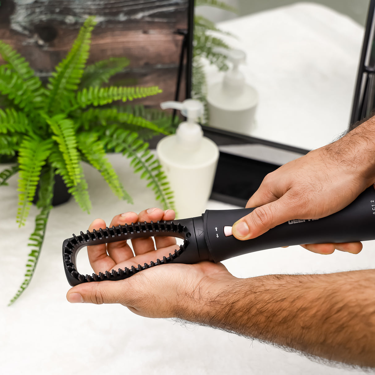 Geepas 8-IN-1 Hair Styler- GH86070| 2 Speed and 7 Attachments| 360-Degree Swivel Cord with Detachable Key|  7 Interchangeable Heads| 2 Years Warranty, Black and Gold