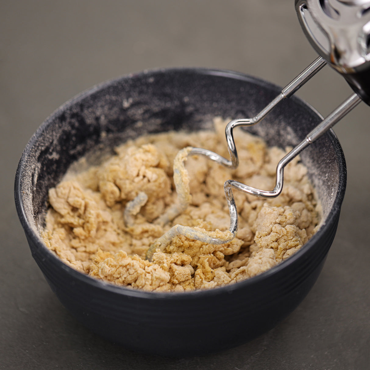 Geepas Hand Mixer GHM2001 | 400W Powerful Electric Hand Mixer| 5 Speed Control| Turbo Function| Stainless Steel Beaters| Lightweight Design| Easy to Use| 2 Years Warranty