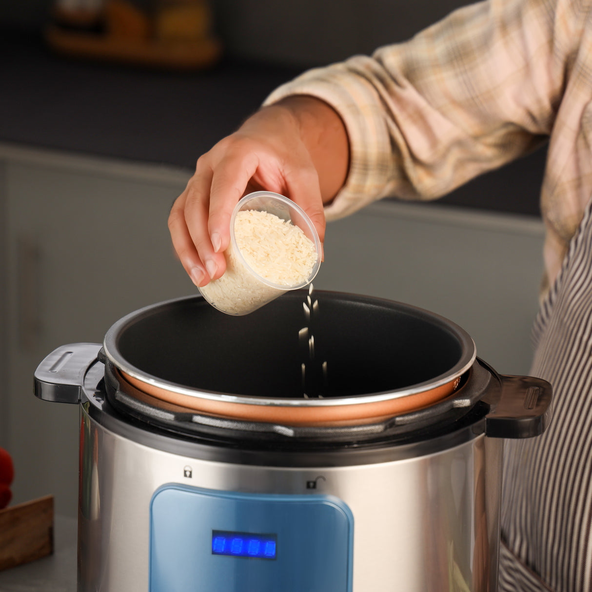 Geepas Digital Multi Cooker GMC35053 | 6L Capacity | 1000W Power | 12 One-Touch Cooking Programs|  IMD Touch Control Panel | Cook & Warm Modes |  Safe & Easy Cooking