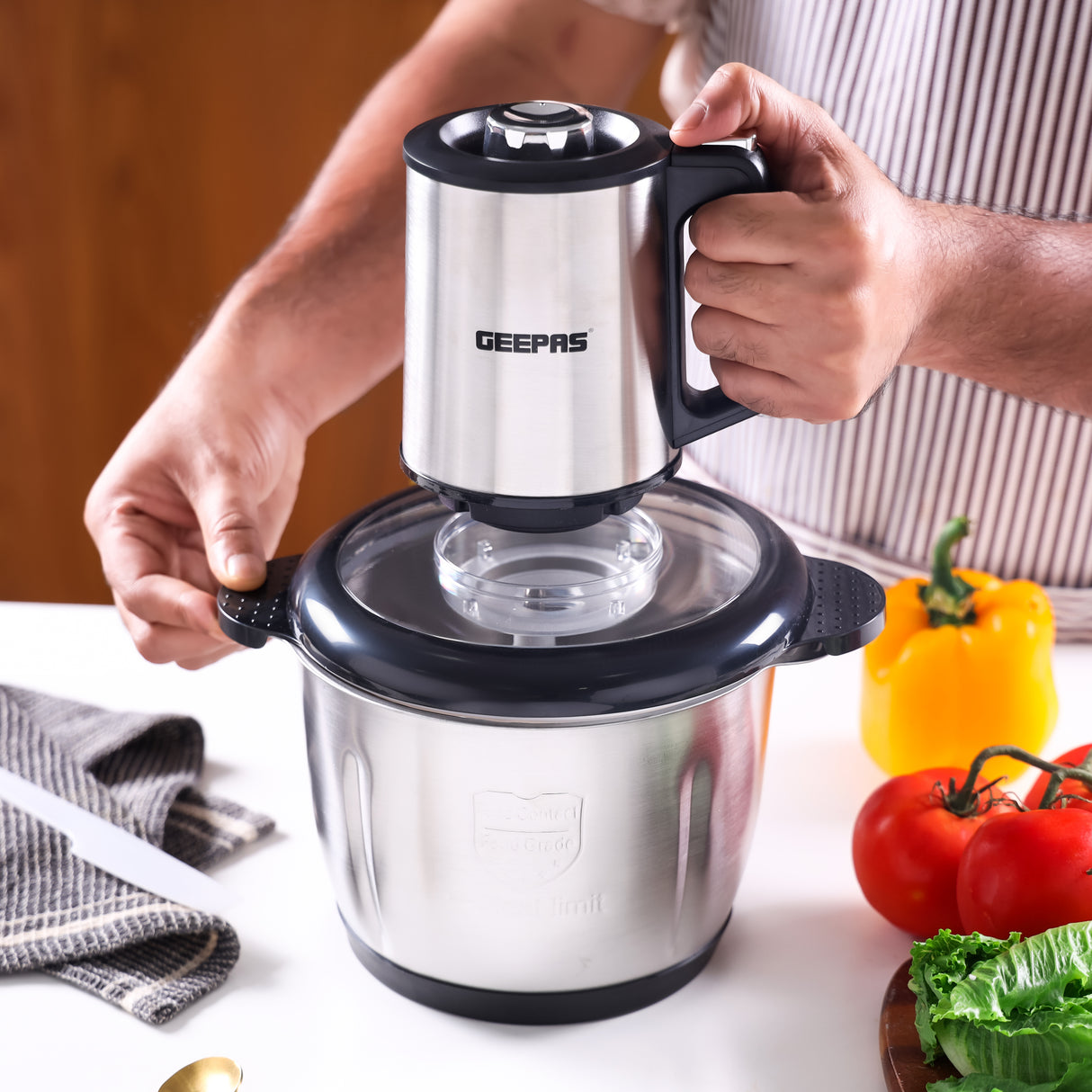 Geepas GMC42025 Multi Chopper | 500W| 3L Stainless Steel Bowl | 3-Speed Control| Stainless Steel Double Blades | Heavy Duty Food Processor with 2-Year Warranty