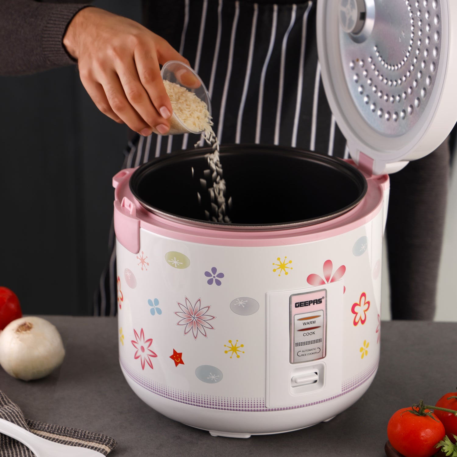 Geepas GRC35023 3.2L Automatic Rice Cooker | Cook, Steam & Keep Warm | Non-Stick Inner Pot | Detachable Cord | Includes Measuring Cup & Spoon | White | 2Y Warranty