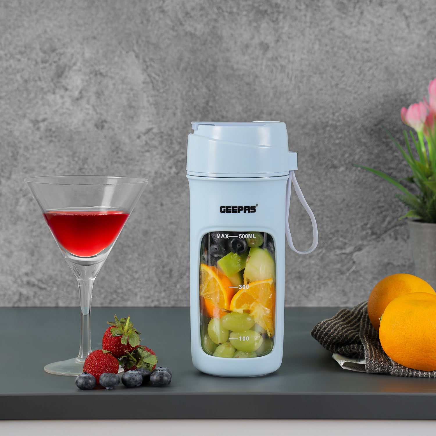 Geepas GSB44073N Rechargeable Portable Blender | 500ml Capacity | 50W | 6 Sharp Stainless Steel Blades | Safety Lock Design | USB Rechargeable Battery | 2-Year Warranty