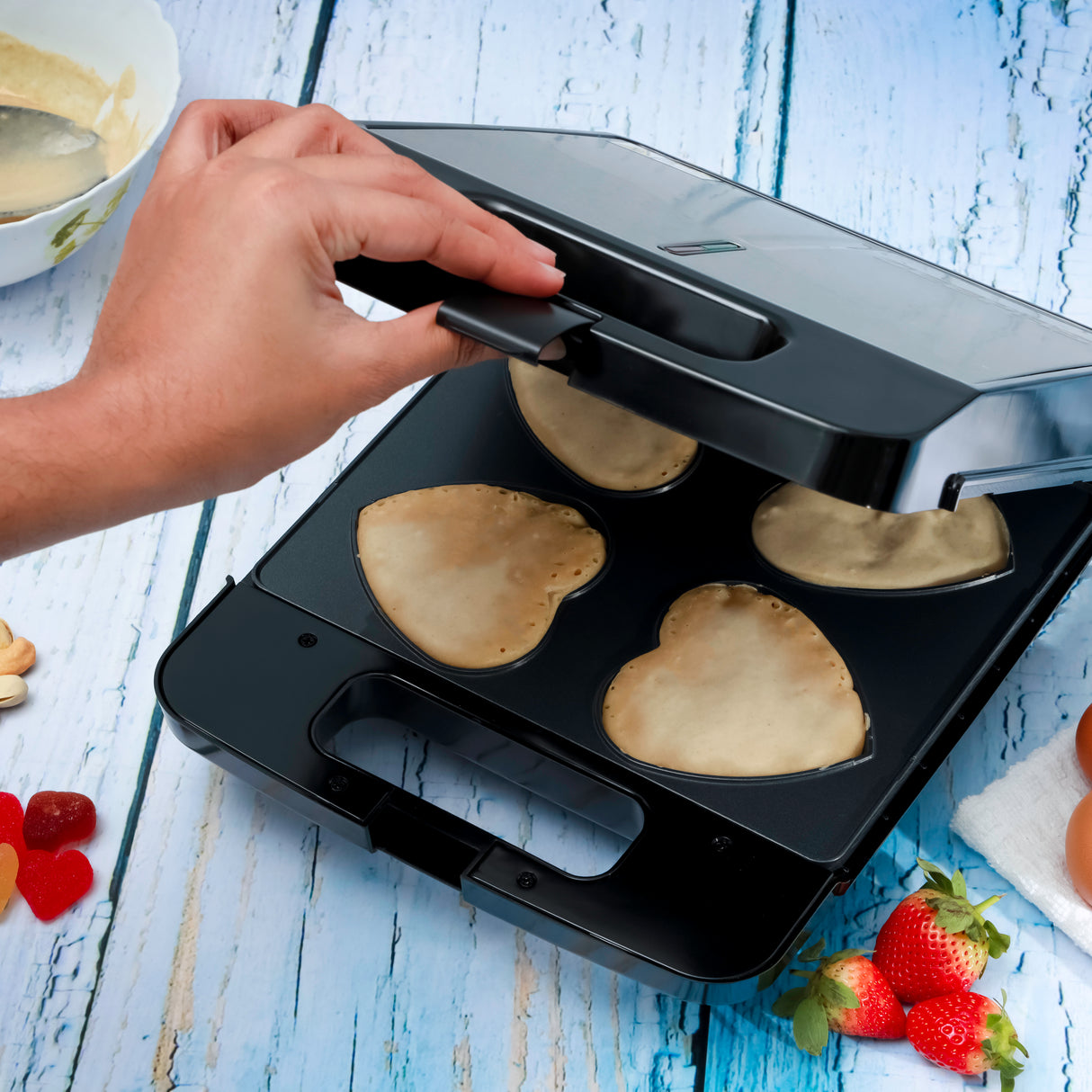 Geepas Heart Waffle Maker GWM36543 | 4 Slice Non-Stick Waffle Plate | 1400W Power | Cool Touch Housing | Easy to Clean Design | Overheat Protection | 2 Years Warranty