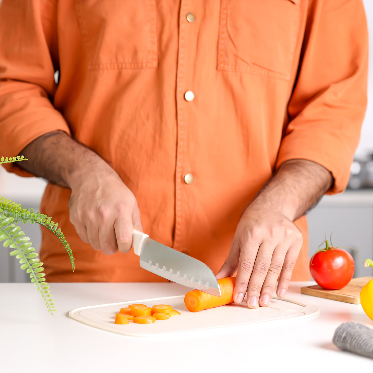 Royalford 6-Piece Kitchen Tools Set with Cutting Board- RF12471/ Pack of 6, Includes Paring, Chef, Cleaver Knife, Chopping Boards, Silicone Food Tong, Oil Brush