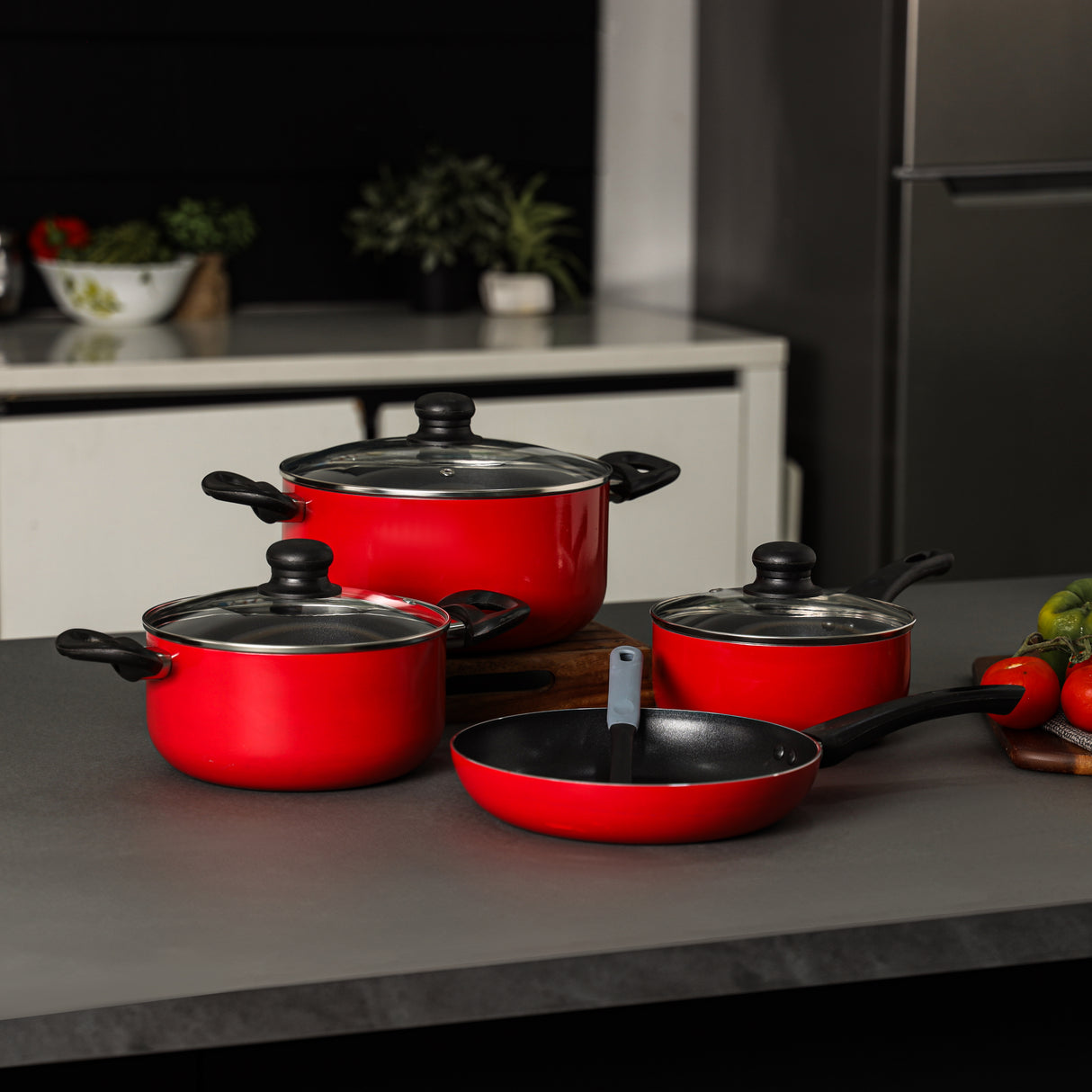 Royalford RF7923 8 Pcs Non-stick Cookware Set - Comfortable Heat Resistant Handles Scratch Resistant, Tempered Glass Lids, Thick Body, Bakelite Knobs, and CD Bottom