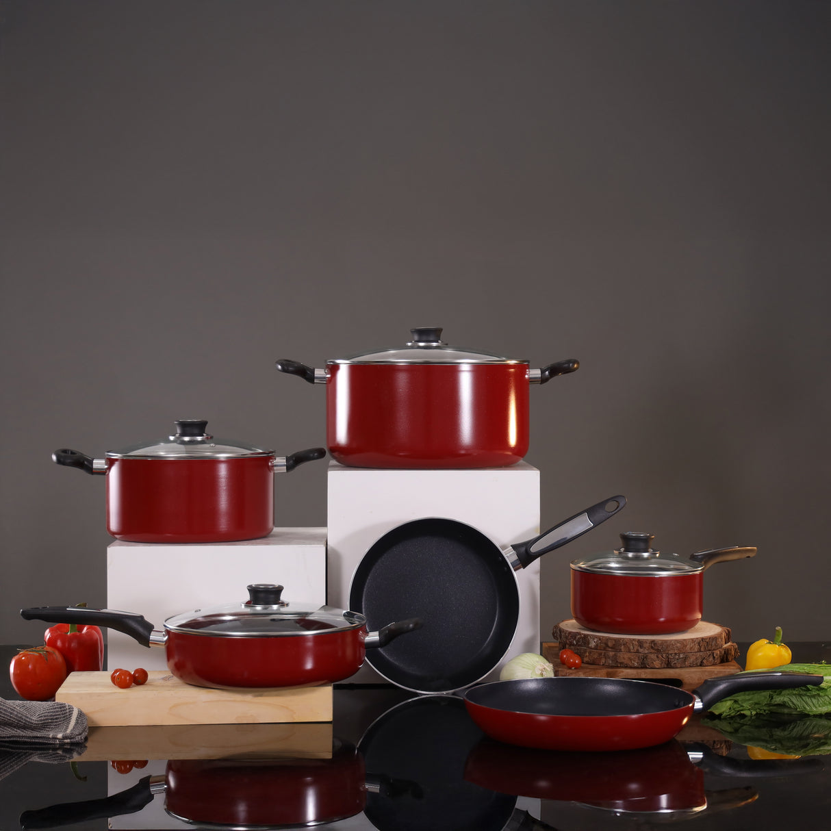 Royalford 10 Pcs Aluminum Non-Stick Cookware Set RF8500- Portable Cool Touch Handle Heat Resistant Handles Scratch Resistant, Tempered Glass Lids, Bakelite Knobs