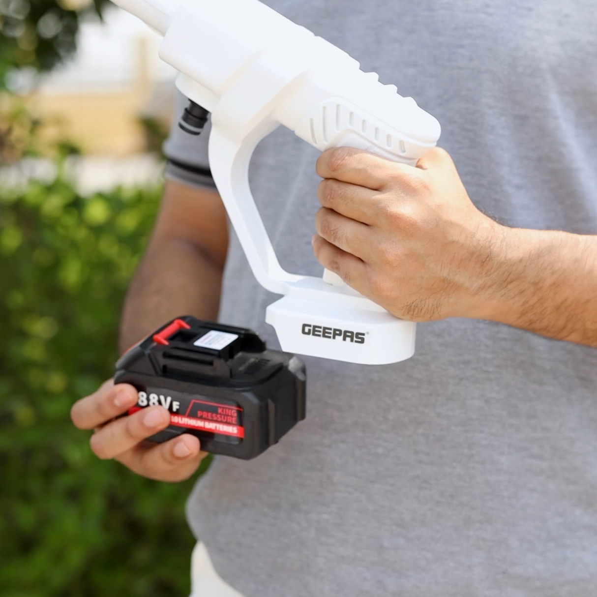 Geepas GCW19042 Rechargeable Portable Washer | 21V 2600mAh Battery, 7.5m High Pressure Hose | Pure Copper Motor, Multiple Spray Modes, Durable Design, 2 Years Warranty