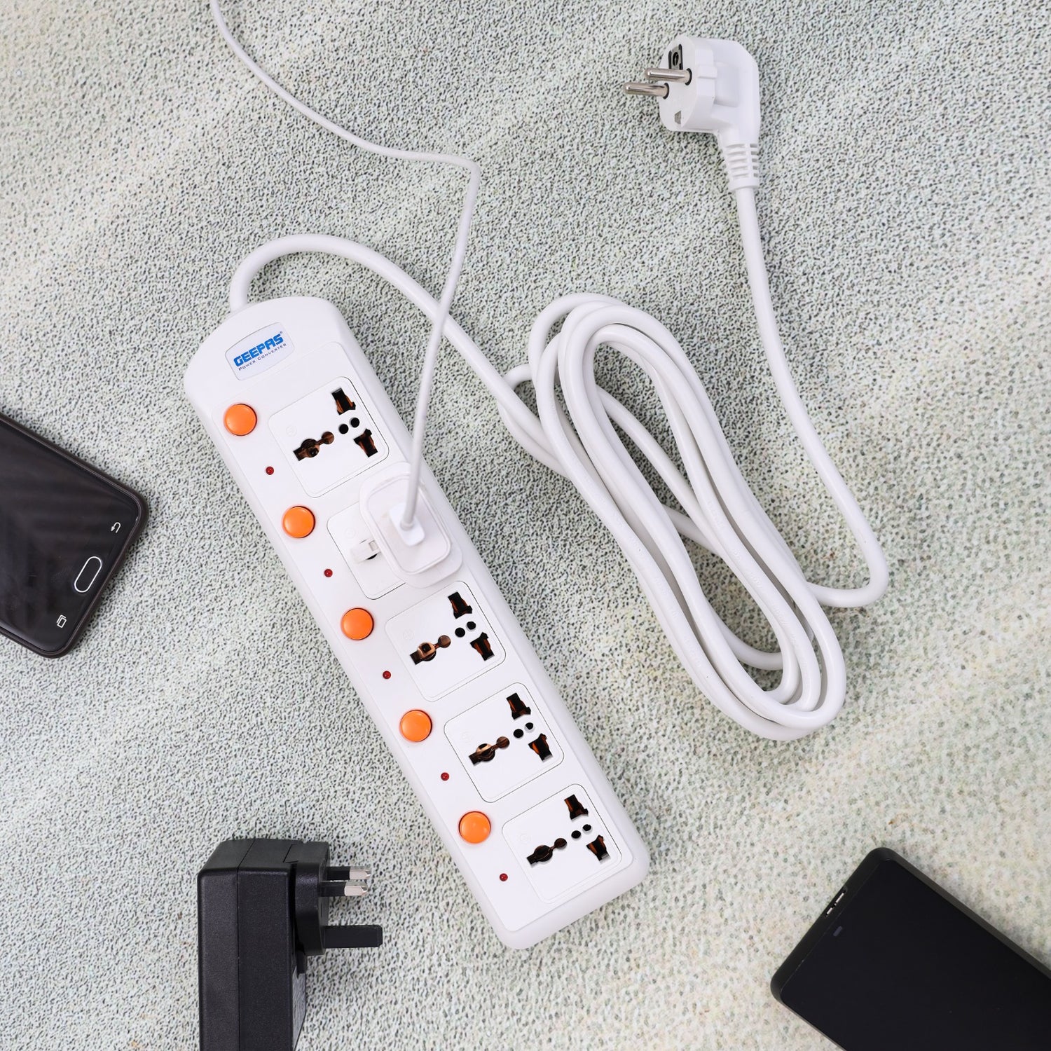Geepas 5 Way Extension Board VDE Plug with  Individually On/Off Switch- Power Extension Socket -Multi Plug Power Cable