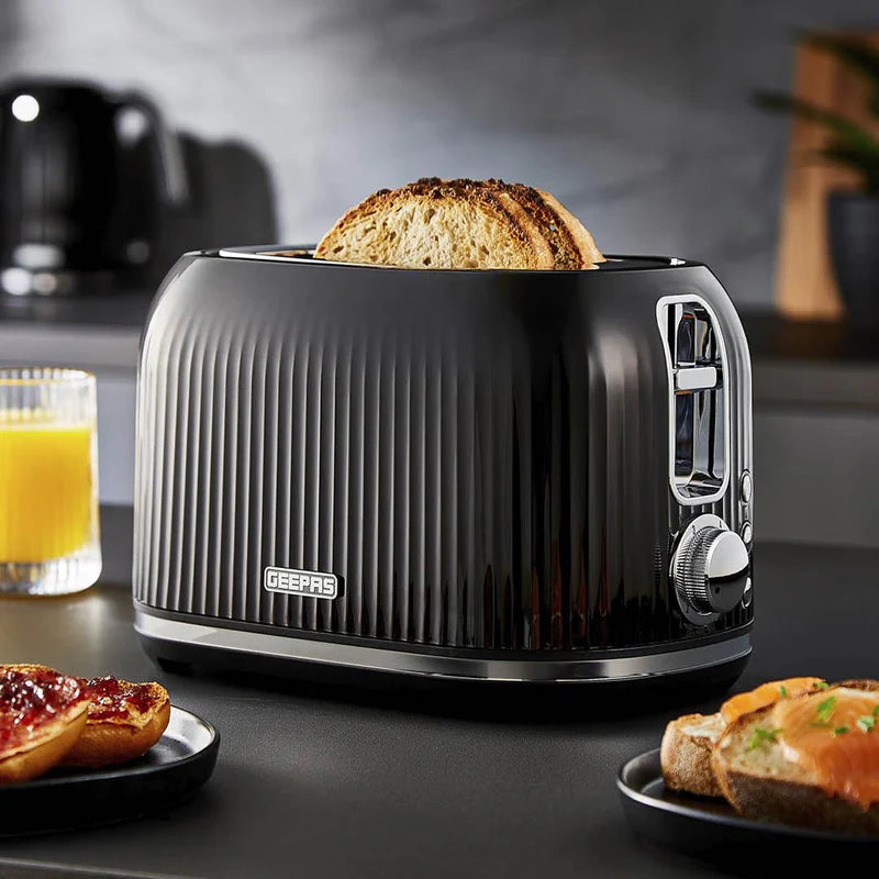 Geepas Fluted Bread Toaster GBT36558UK-BK – 2 Slice, 6 Browning Levels, Removable Crumb Tray, Defrost & Reheat, Ideal for All Bread Types, 2-Year Warranty, Black