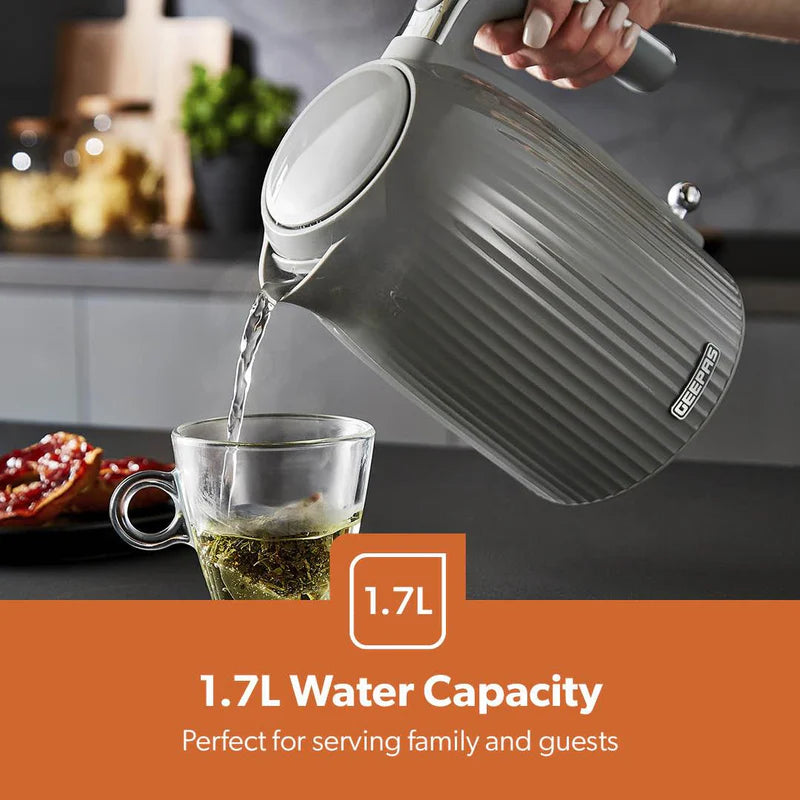 Geepas 1.7L Fluted Grey Jug Kettle GK38068UK-GR | 3000W Rapid Boil | 360° Cordless Base | Auto Shut-Off & Boil-Dry Protection | Elegant Design | 2 Years Warranty