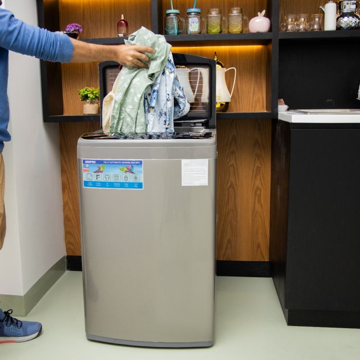 Geepas 420W Fully Automatic Top Loader Washing Machine 8kg - Auto-Imbalance, Gentle Fabric Care, Fuzzy Logic, Anti Vibration & Noise, Child Lock, Led Display, Stainless Steel Drum