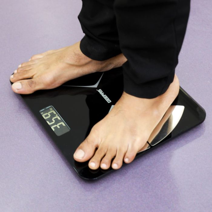 Geepas Smart Body Fat Scale - Portable Lightweight Bluetooth 5.0 with Led Display | Low Power, Overload & Auto On/Off with 180 Kg Capacity | Ideal to Use for Home, Gym, Hospital & More
