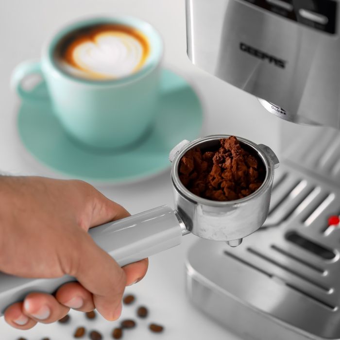 Geepas GCM1415SS Coffee Machine |20 Bar Pressure Pump| Professional Steam System| 1.5L Water Tank |Brew Espresso, Cappuccino, Latte, Mocha & More at Home|2 Years Warranty