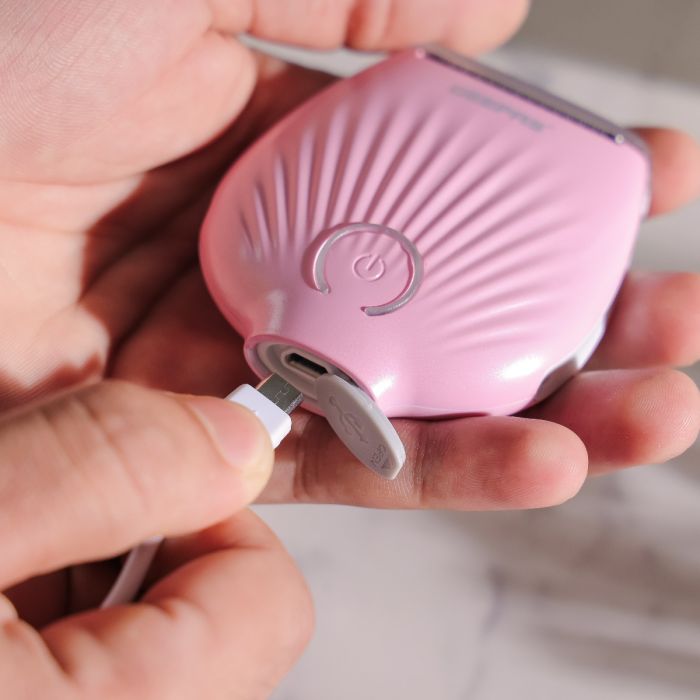 Geepas Lady Shaver - Rechargeable Portable Hair Remover Electric Trimmer Hair Epilator for Face, Eyebrow, Legs Bikini Line Ladies Shaver- Wet & Dry Use | 2 Years Warranty