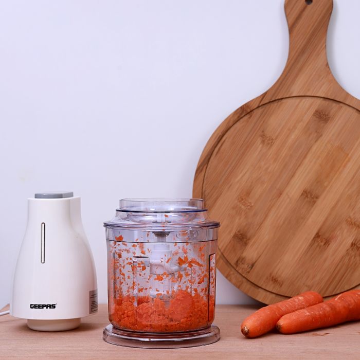 Geepas Multi Chopper GMC42016 | 500W Powerful Motor | 700ml Chopping Jar | 6 Stainless Steel Blades | Ideal for Salads, Salsa, Pesto, Curry Pastes, Vegetables & More