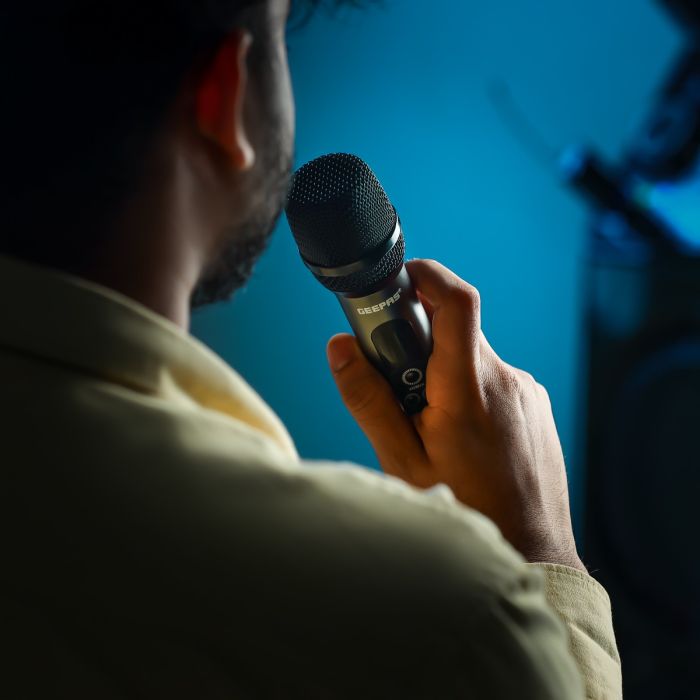 Geepas UHF Wireless Microphone- GMP15014| High-Quality Sound and Low Noise, Improves Mobility and Flexibility| Select up to 30 Unique Frequencies, Effective Range 100 ft. , Perfect for Live Performers, Singers, Orators| 2 Years Warranty, Metallic Black