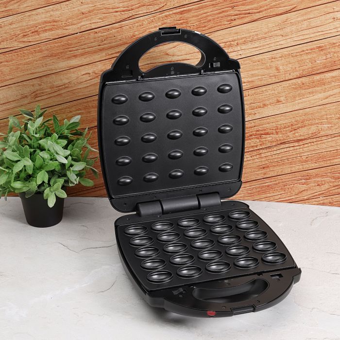 Geepas Nut Maker GNM6158 | 25 Pcs Capacity| 1400W Powerful Nut Snack Maker with  Non-Stick Plates | Cool-Touch Housing | Skid-Resistant Base| Compact Upright Storage