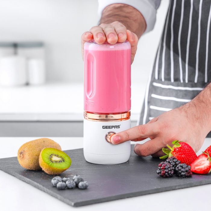 Geepas Rechargeable Portable Blender- GSB44058/ 420 ml Capacity / Single Click Operation, with Tritan Bottle and Motor Base, 10-15 min Working/ White, 2 Years Warranty