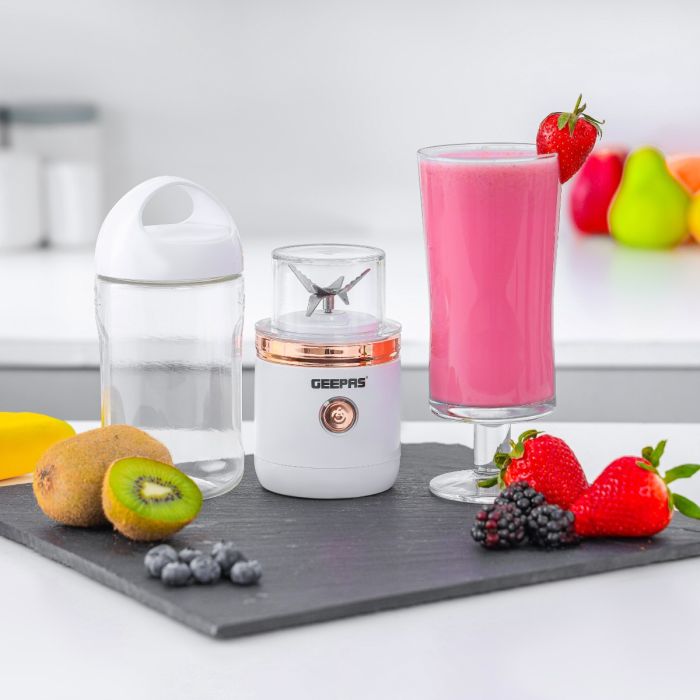 Geepas Rechargeable Portable Blender- GSB44058/ 420 ml Capacity / Single Click Operation, with Tritan Bottle and Motor Base, 10-15 min Working/ White, 2 Years Warranty
