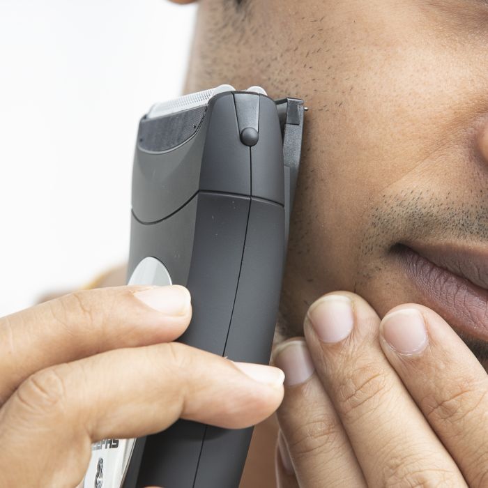 Geepas Men’s Electric Foil Shaver - Mini Travel Rechargeable Precision Foil Shaver with Sideburn Trimmer for Beard & Stubble  - Cordless Electric Beard Razor - Reciprocating Trimmer - 2 Year Warranty