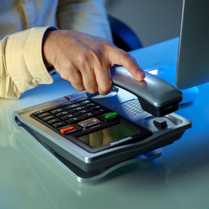 Geepas Executive Telephone with Caller ID- GTP28011| With 16-Digit LCD Display and White Backlight| Solid Built Quality and Classic Design| Hands Free Function and Auto Redial| Ideal for Home and Office| Black and Silver, 2 Years Warranty