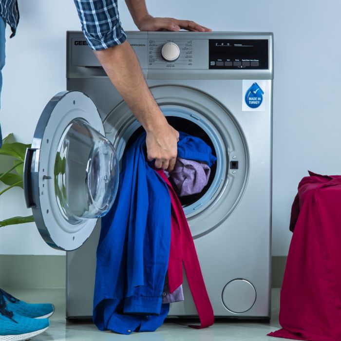 Geepas Fully Automatic Front Load Washing Machine 6 Kg, Turkey
