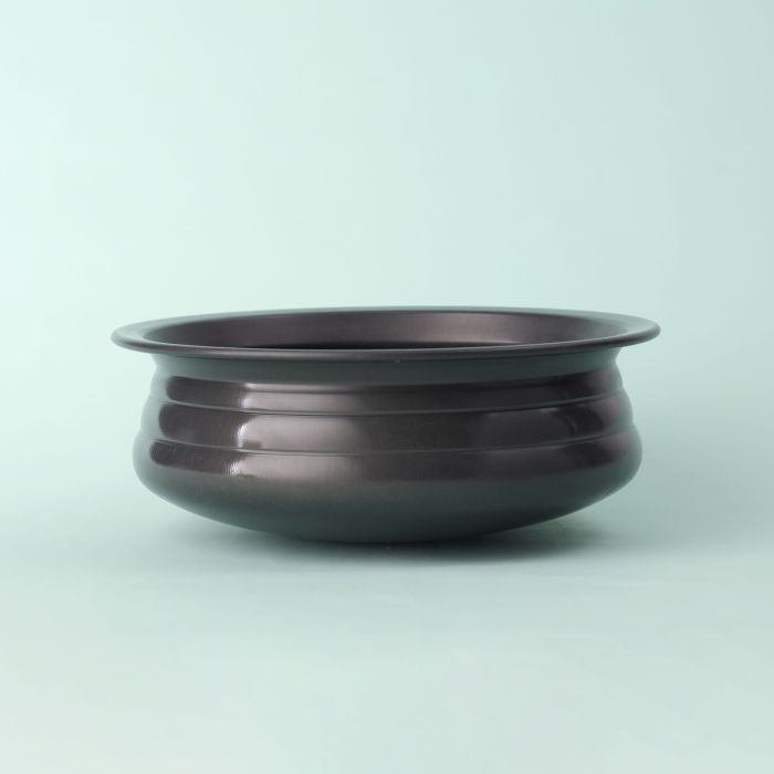Hard Anodised Uruli, Strong & Durable Design, RF10749 | 2.5L Capacity | Stain-Resistant | Even Heat Distribution| Ideal for Cooking, Serving Food, & Decorating Flowers