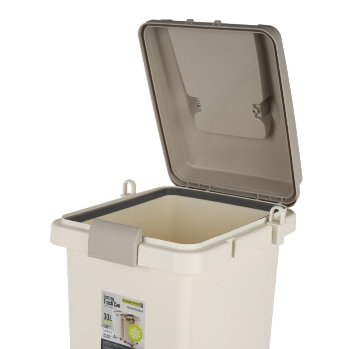 Royalford 30 Litre Plastic Trash Bin