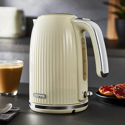 Geepas 1.7L Fluted Jug Kettle GK38068UK-CR | 360° Rotation, Boil-Dry Protection, Auto Cut-Off | For Water, Milk, Tea | Removable Filter | Cream, 2-Year Warranty