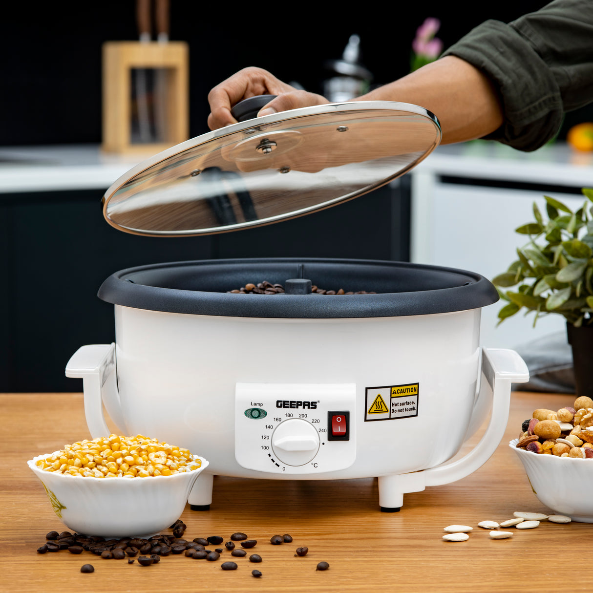 Geepas GCR63038 Coffee Roaster | 750g Large Capacity Coffee Bean Roaster with Thermostat Control|  800W Powerful Motor | Heat-Resistant Body & Durable Safe Design