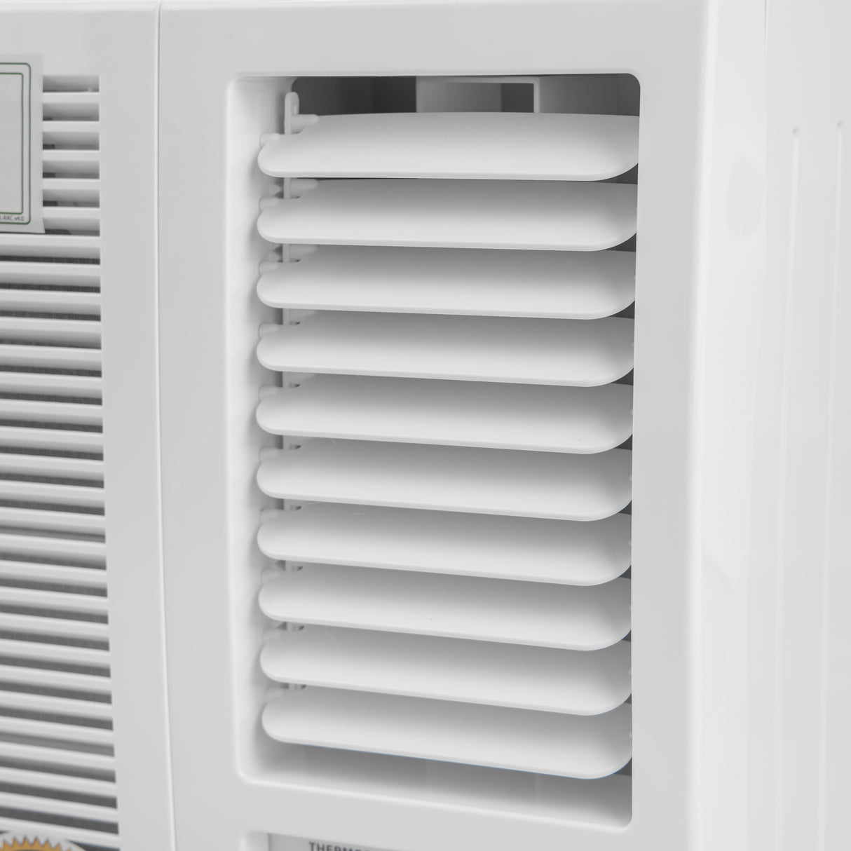 Geepas GACW24057SU 2.0 Ton Window Air Conditioner | 24000 BTU Cooling Capacity | Powerful T3 Rotary Compressor | Fast & Efficient Cooling |  1-Year Brand Warranty