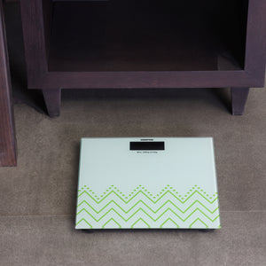 Geepas GBS4208 Digital Body Scale | Tempered Glass Platform| LCD Display| 180kg Capacity| Auto On/Off| Low Battery Indicator| High Precision Sensor| 2 Years Warranty