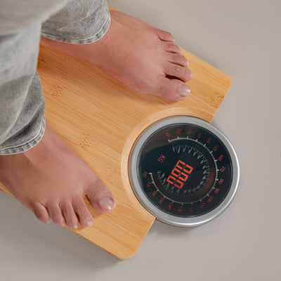 Geepas Electronic Personal Scale GBS46529 | 180kg Capacity | High Precision Gauge Sensor | Digital Display | Bamboo Top with ABS Case & AS Lens | 2-Year Warranty