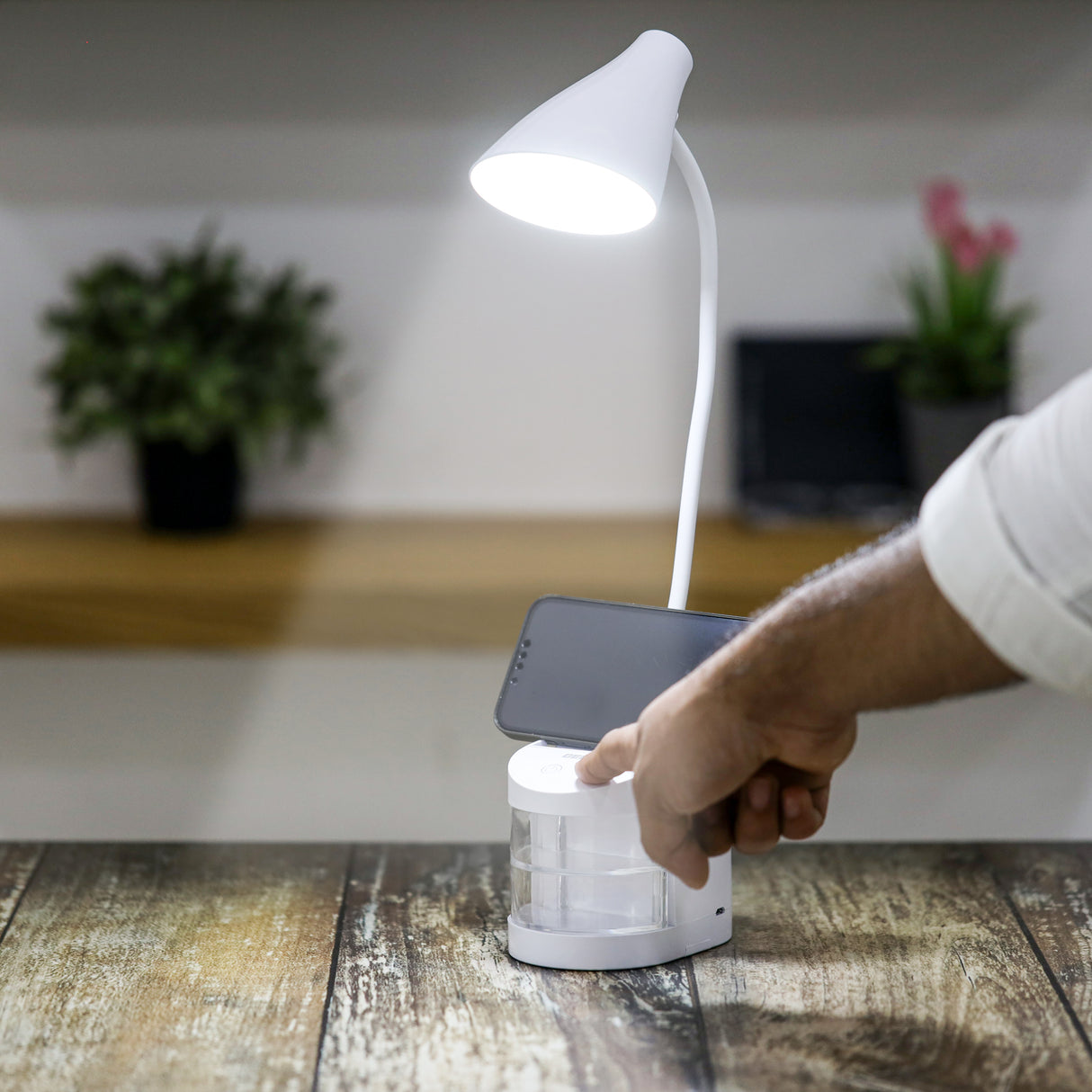 Geepas GDL53039 Rechargeable Reading Lamp |Table Light with Pencil Vase, Transparent Storage Box, Adjustable Silicone Tube, Lithium Battery, 12H Backup, 2Year Warranty