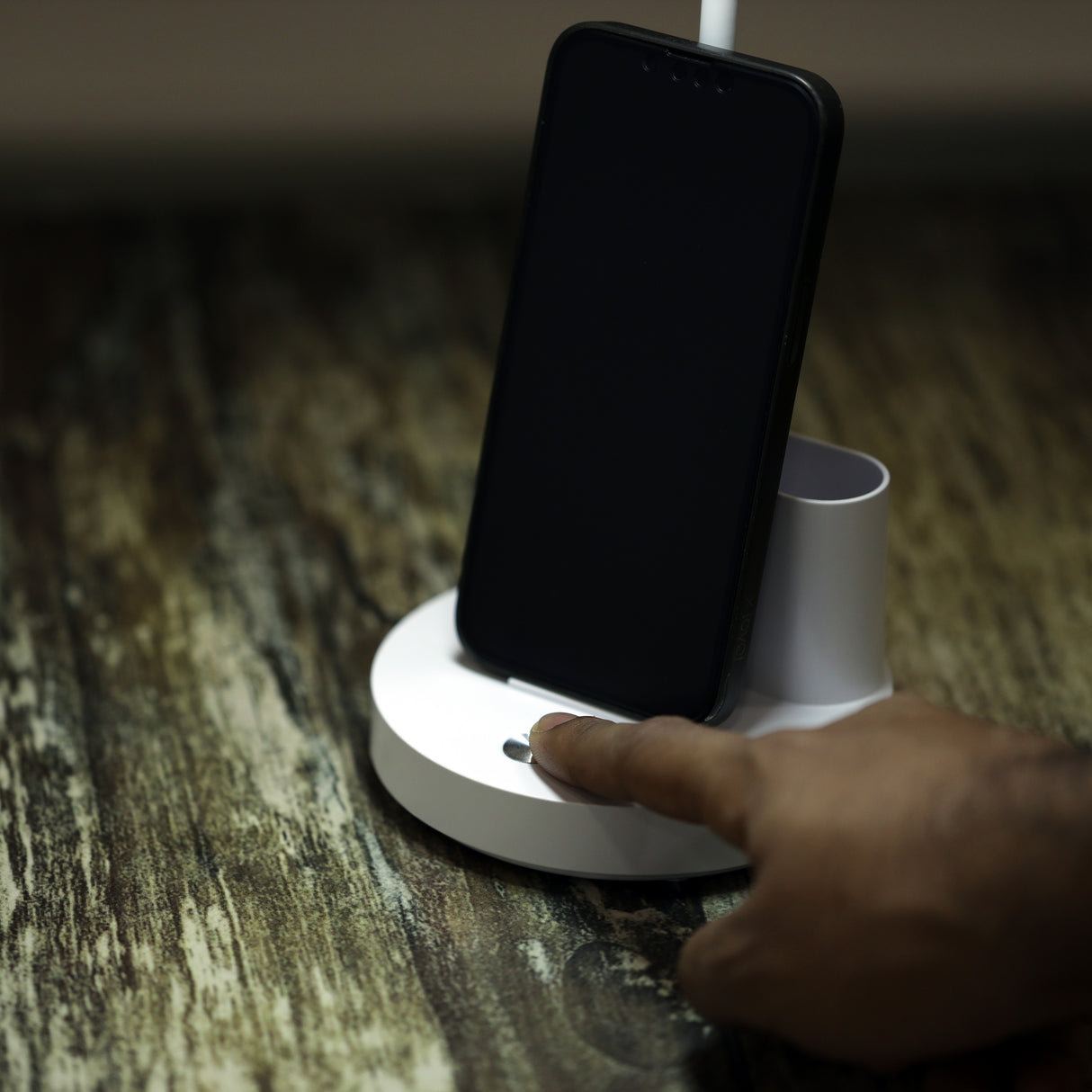 Geepas Rechargeable Reading Lamp- GDL53040/ Table Light with Phone Holder, Lithium Battery/ Perfect for Studying, Working, Travelling, Light-Weight and Compact Design